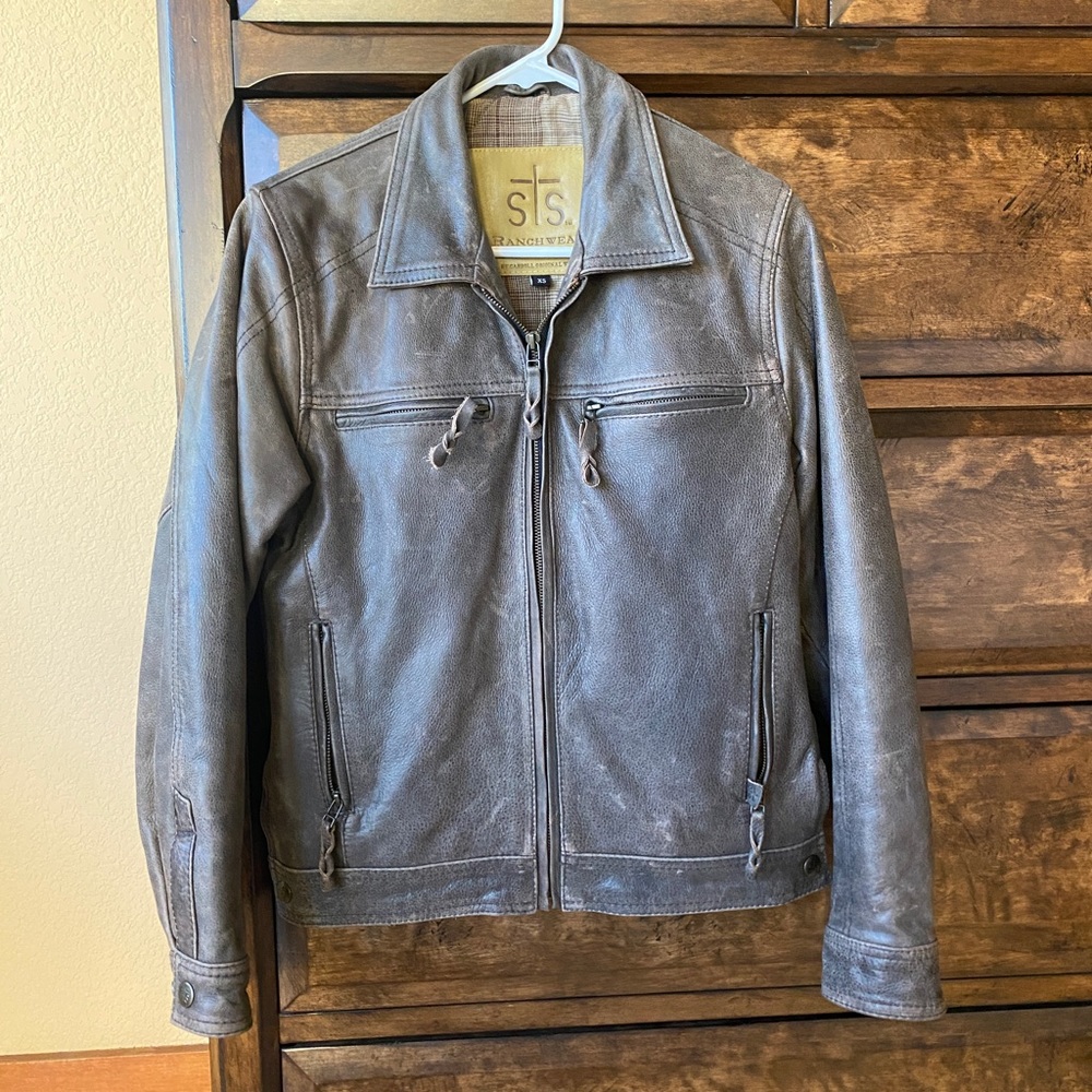 STS Ranchwear Women’s XS Turnback Leather Jacket